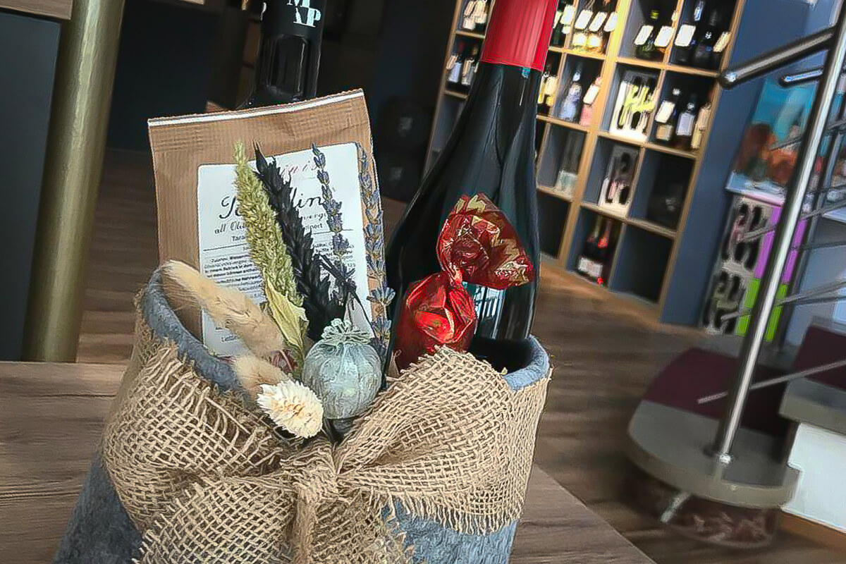 Weinheimat Weißenhorn: Der Wein- & Genusshandel in Weißenhorn! Weine, Feinkost, Geschenke & mehr aus einer Hand. Jetzt Weinvielfalt hochwertig genießen!